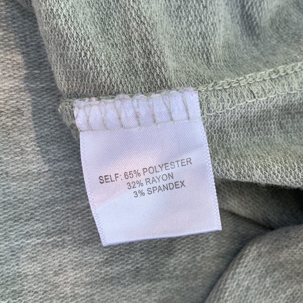 JANE and Delancey Camo Top - Picture 3 of 5